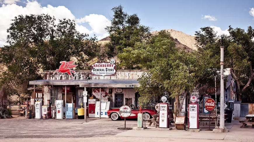 Click to Enlarge-Esc to Close EventPhotos/Route66/Route 66-3745b Hackerberry Arizona-2.jpg